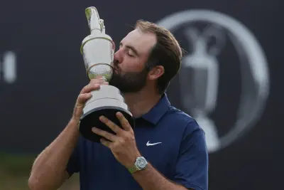 Dominant Scottie Scheffler racks up 2nd major of 2025 with win at British Open
