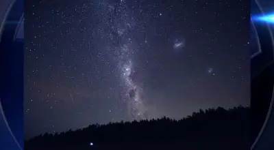 Scientists think the mysterious glow in our galaxy could be from dark matter. What that means