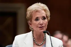 U.S. Education Department encourages schools to use AI in the classroom